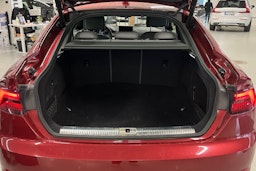 Punainen Audi A5 2019 kuva 31.