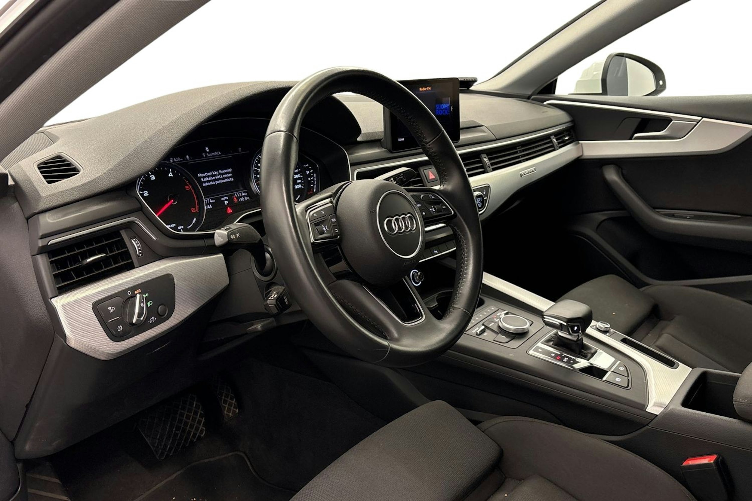 valkoinen Audi A5 2019 kuva 3.