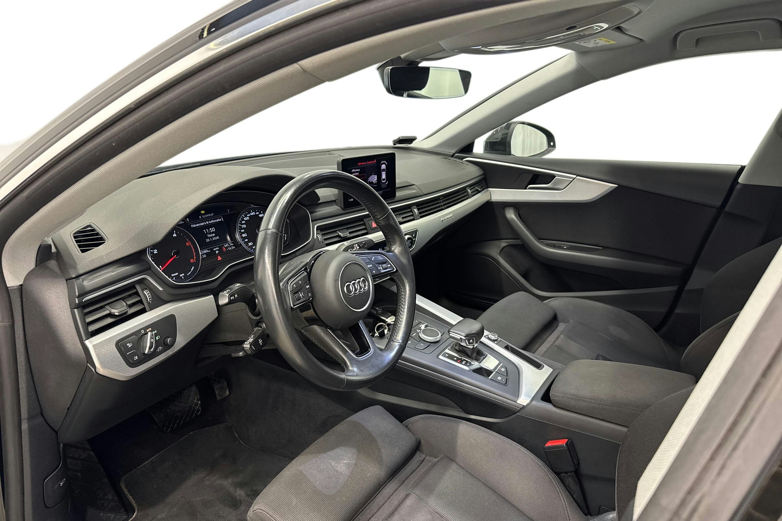 musta Audi A5 2019 kuva 7.