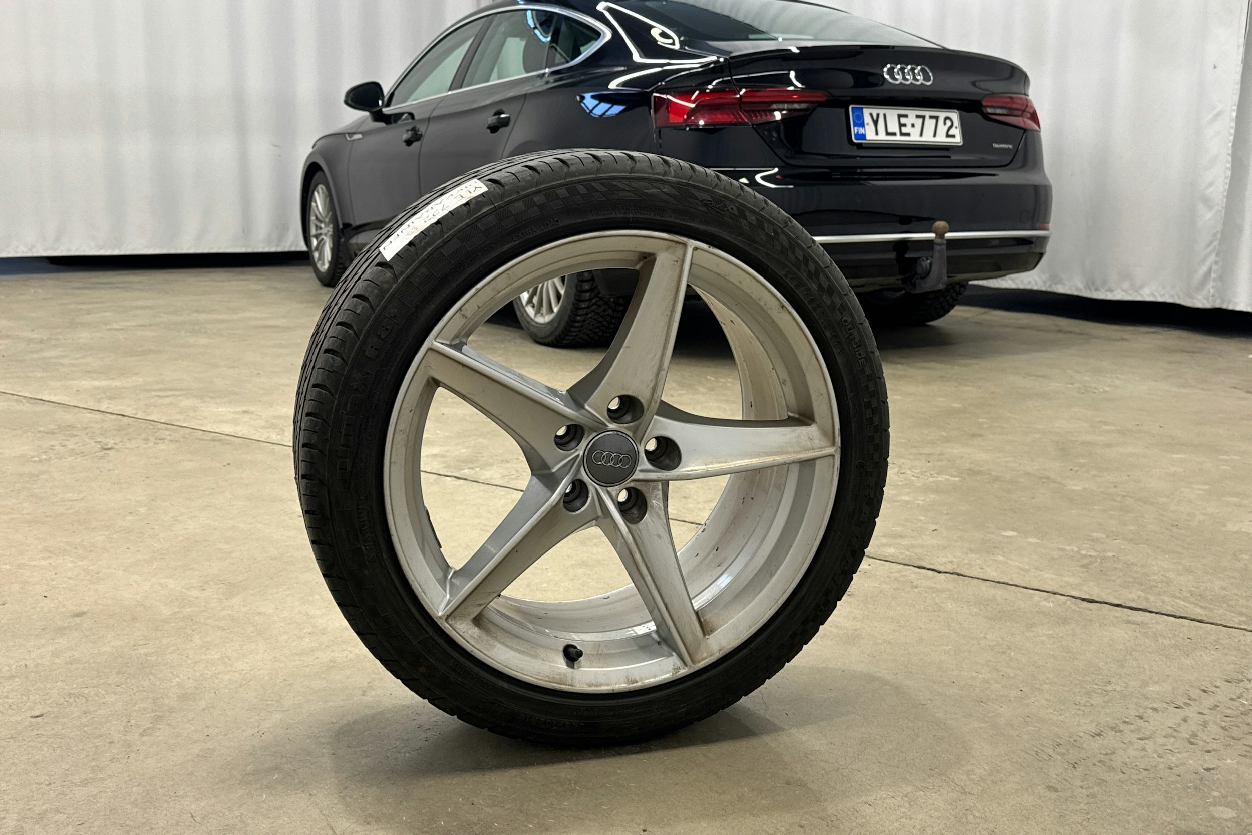 musta Audi A5 2019 kuva 31.