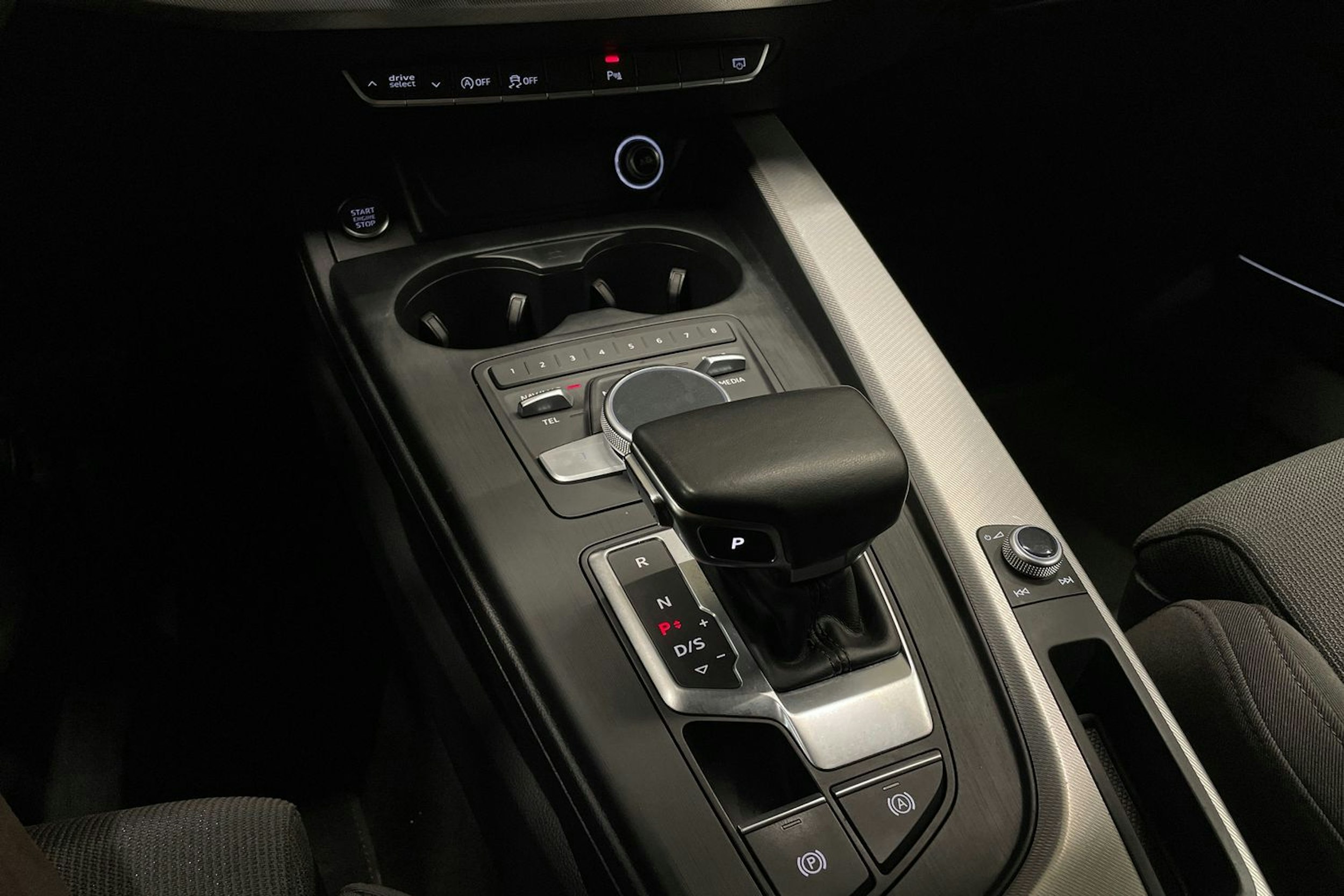 vihreä Audi A5 2019 kuva 23.