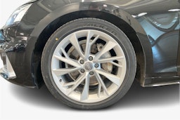 musta Audi A5 2020 kuva 11.