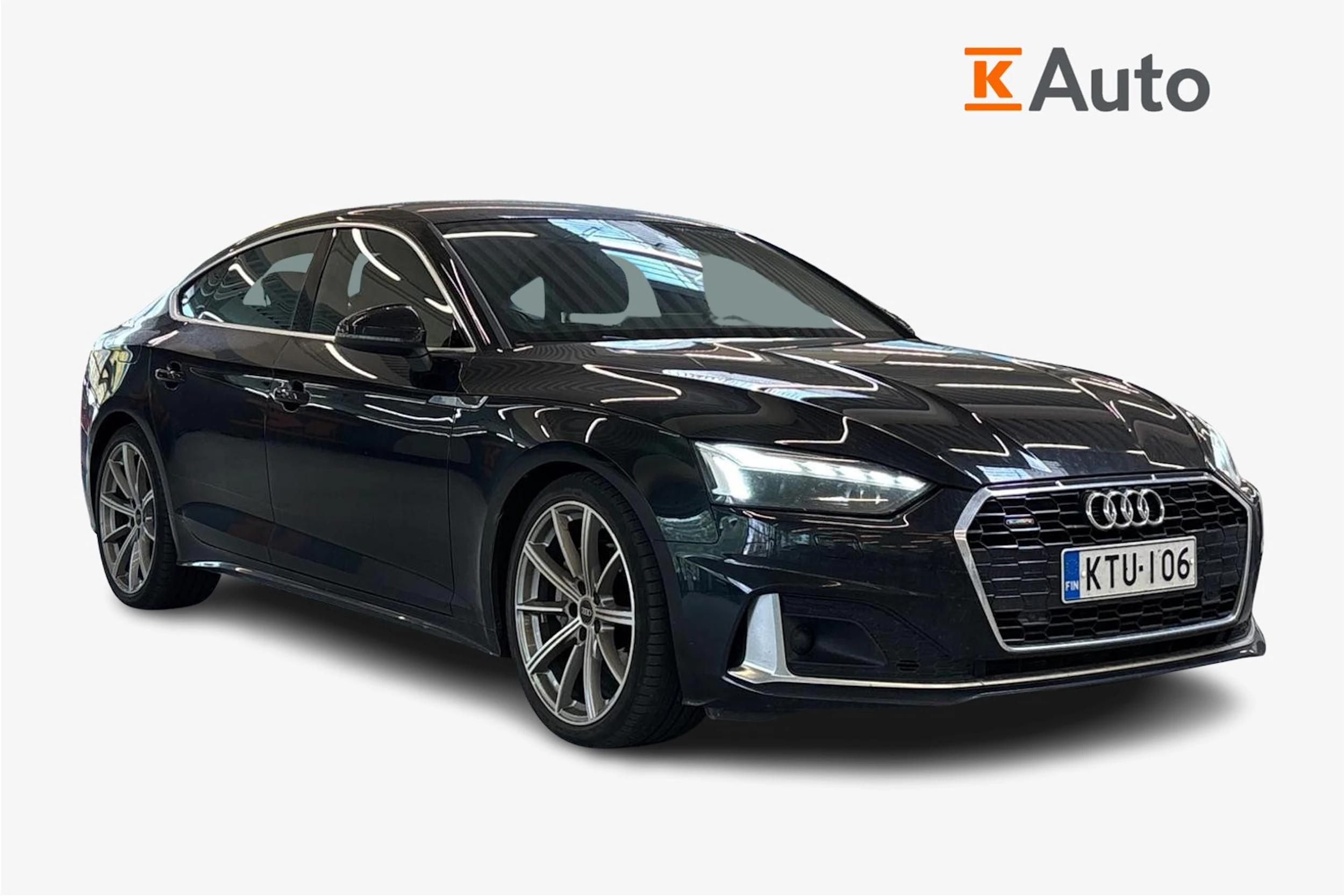 musta Audi A5 2020 kuva 1.