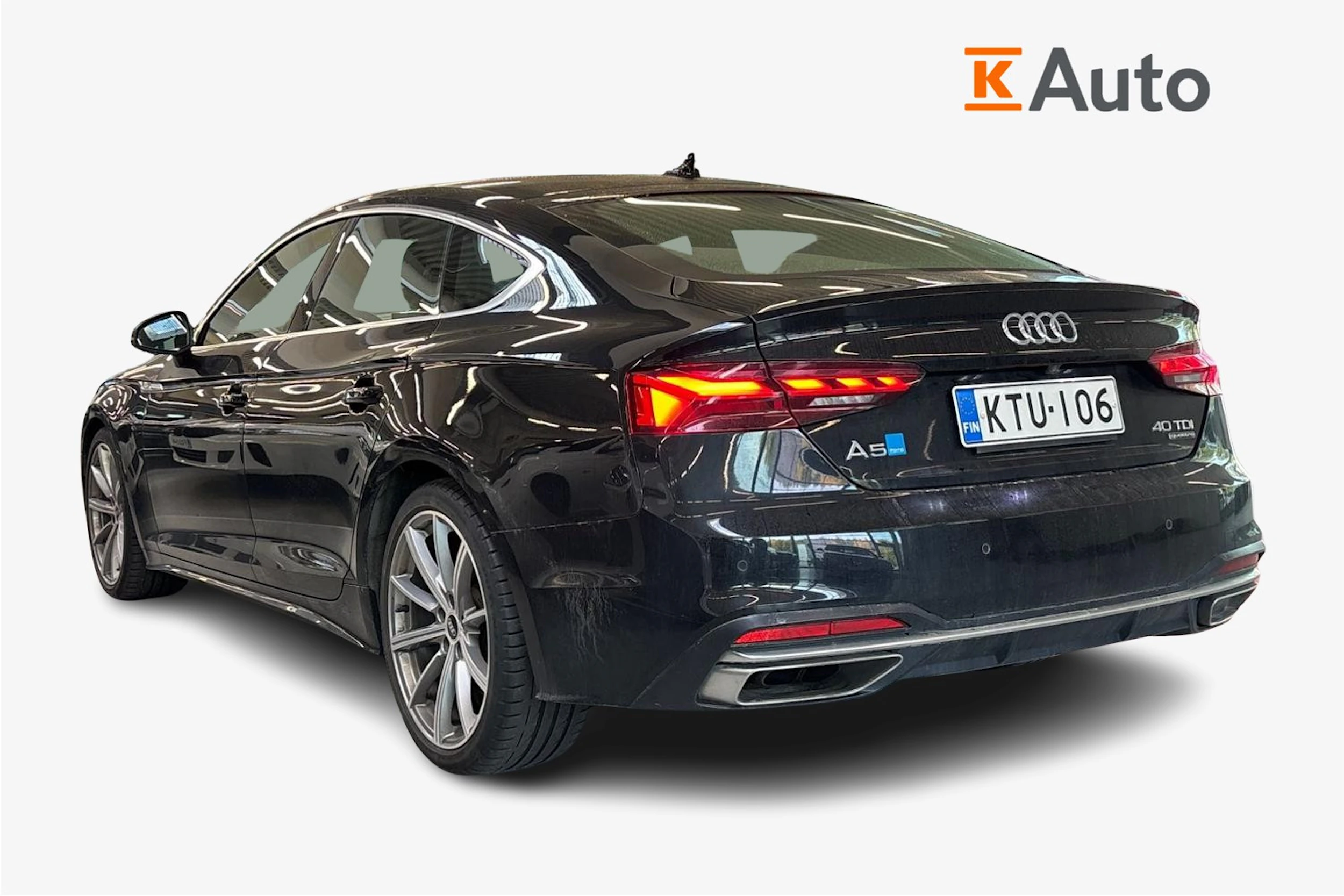 musta Audi A5 2020 kuva 2.
