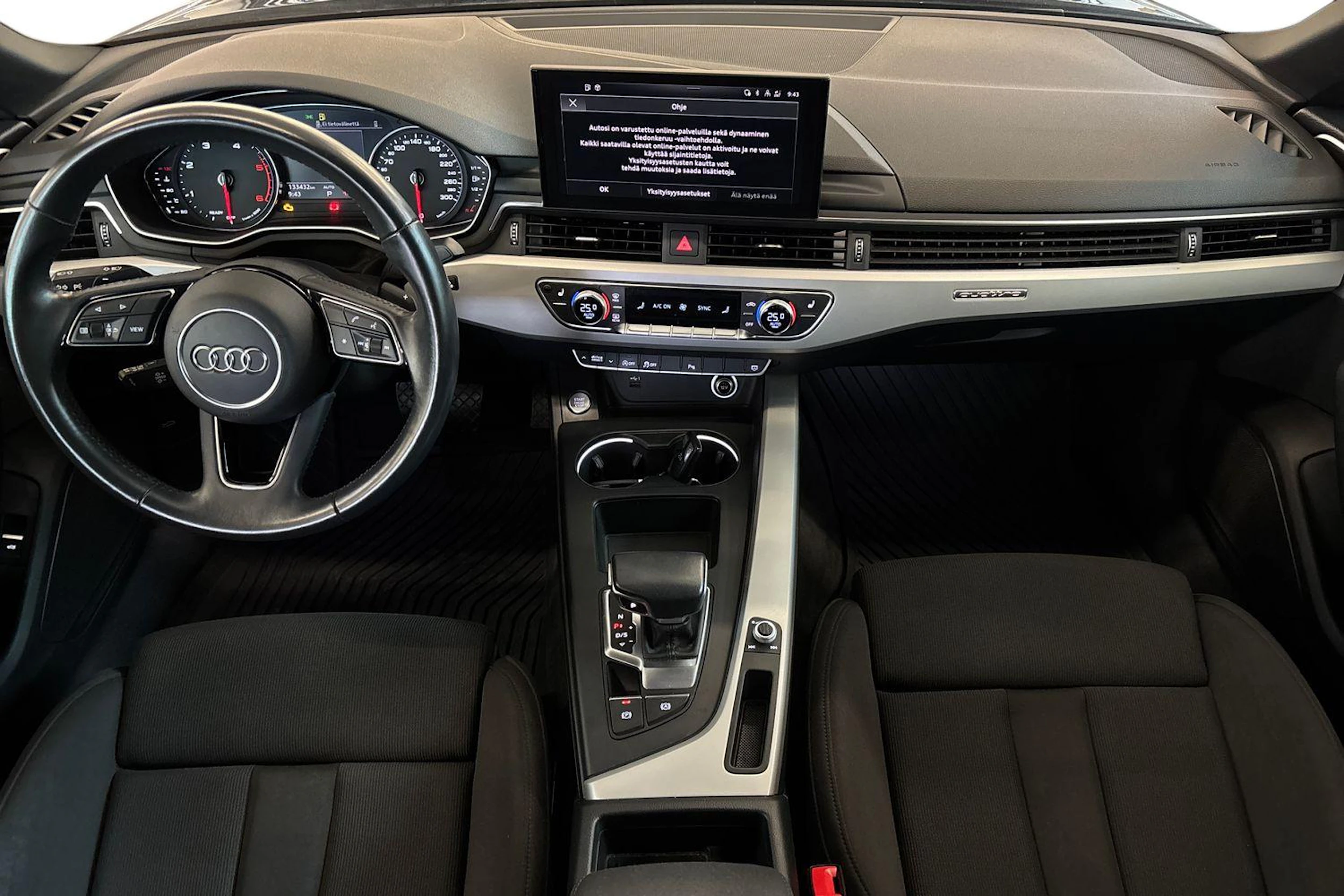 musta Audi A5 2020 kuva 7.