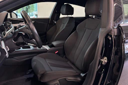 musta Audi A5 2020 kuva 11.