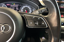 musta Audi A5 2020 kuva 14.
