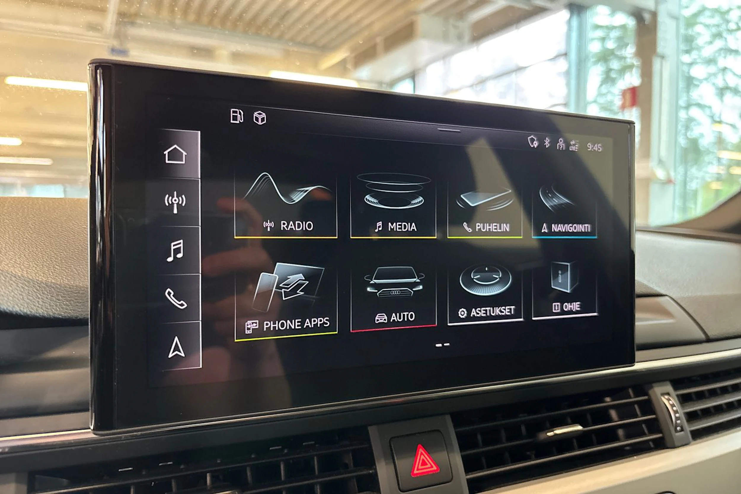 musta Audi A5 2020 kuva 16.