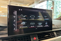 musta Audi A5 2020 kuva 16.