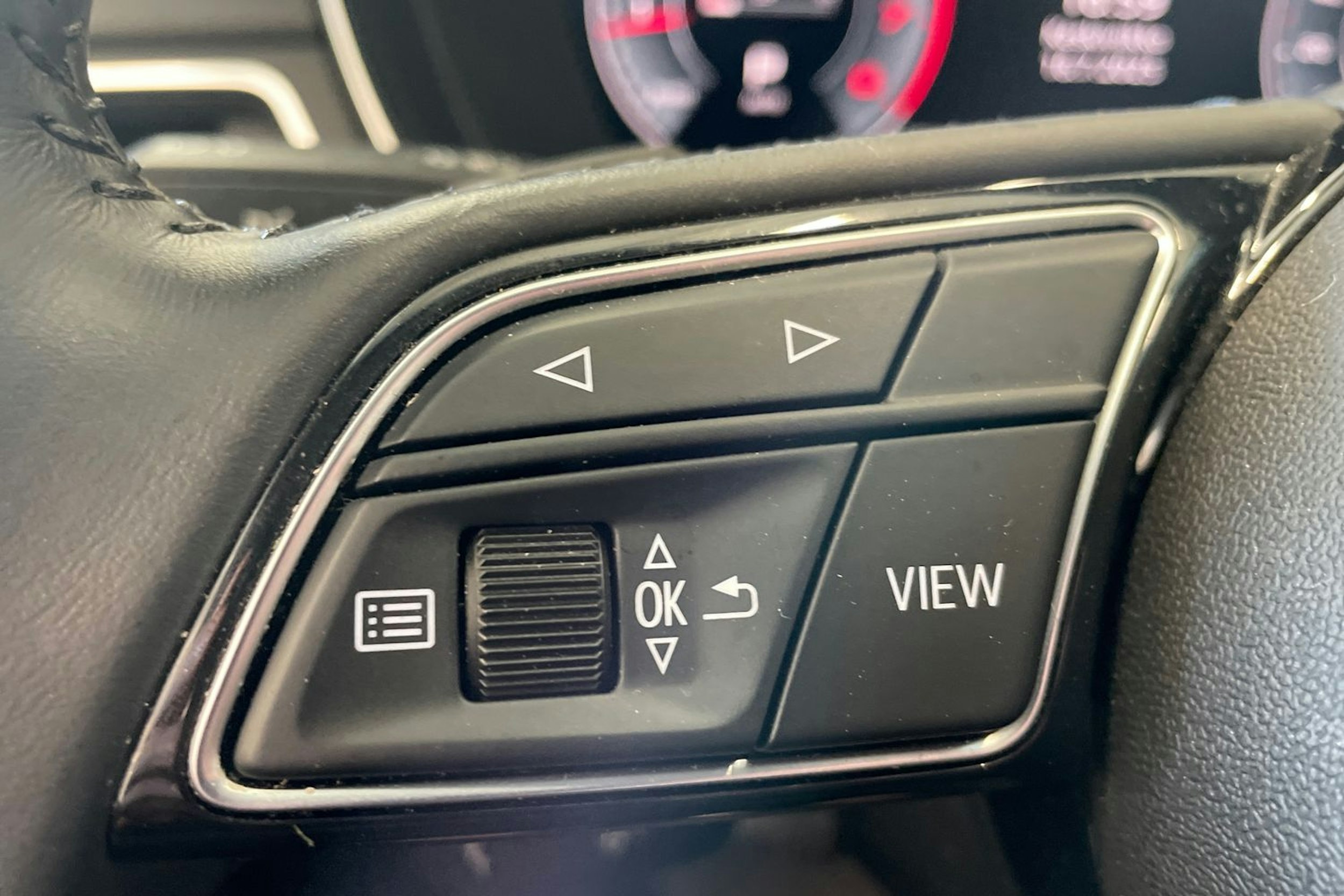 valkoinen Audi A5 2020 kuva 18.