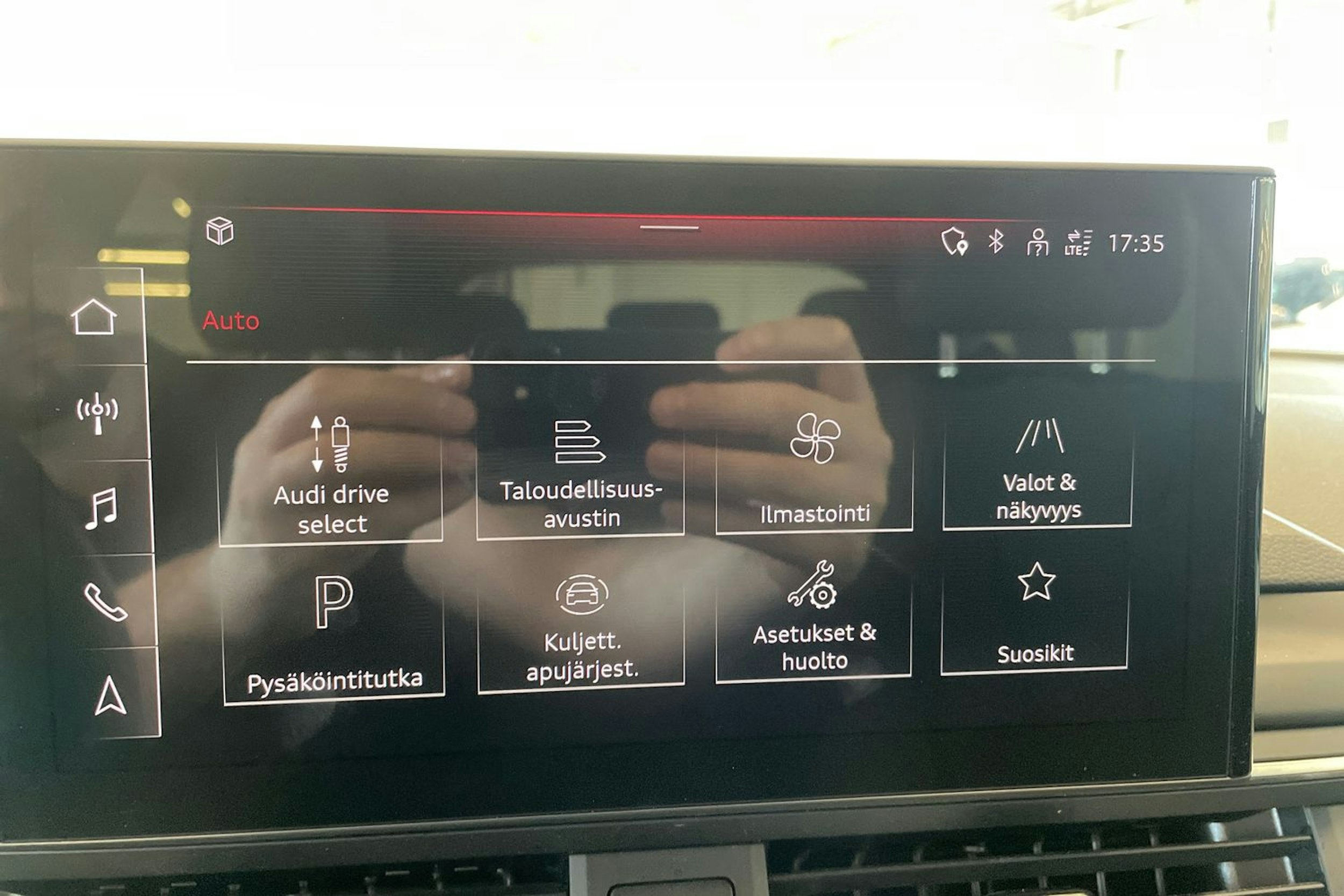 valkoinen Audi A5 2020 kuva 28.