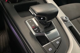 valkoinen Audi A5 2020 kuva 32.