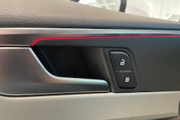 valkoinen Audi A5 2020 kuva 35.