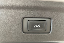 valkoinen Audi A5 2020 kuva 39.