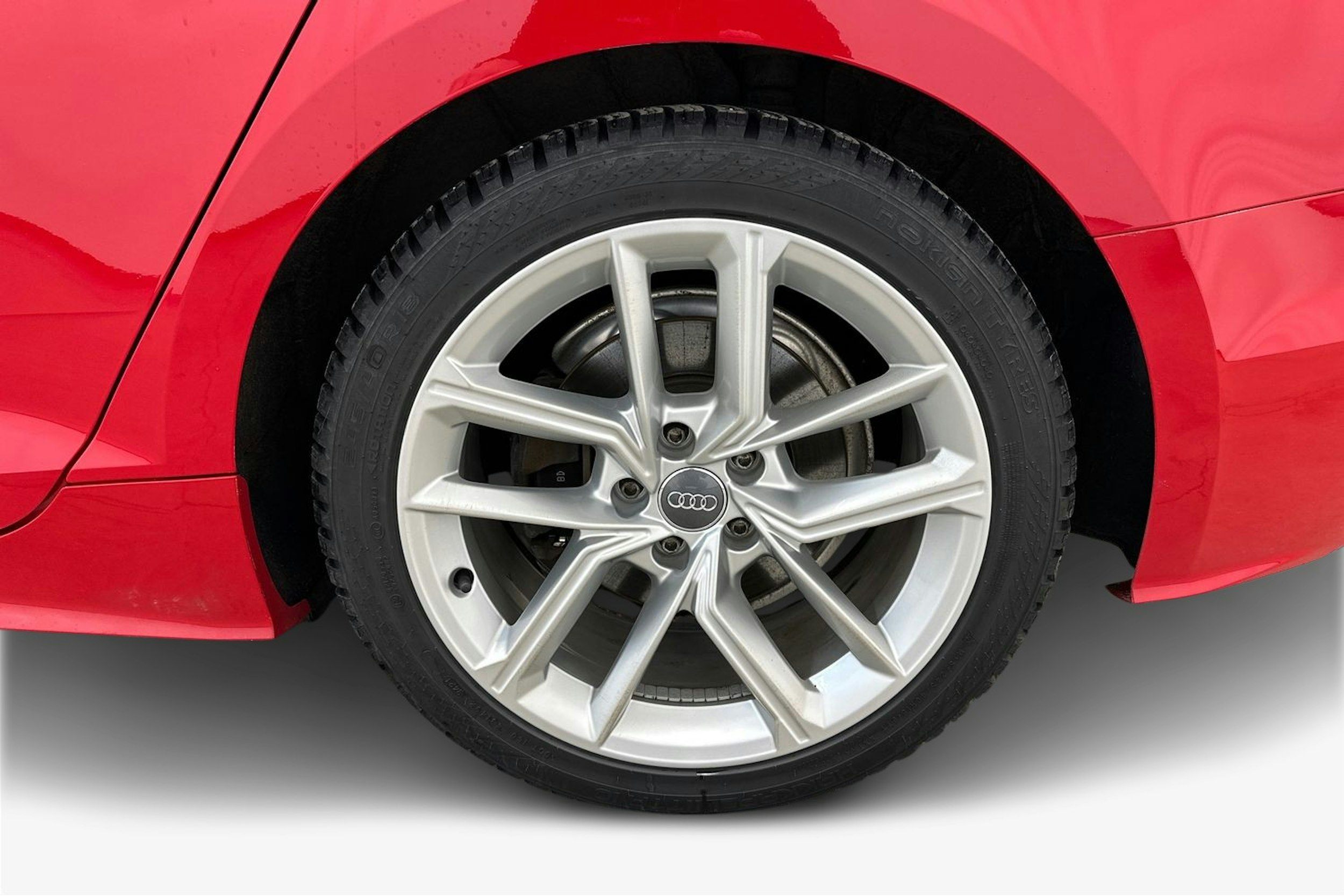 Punainen Audi A5 2020 kuva 11.