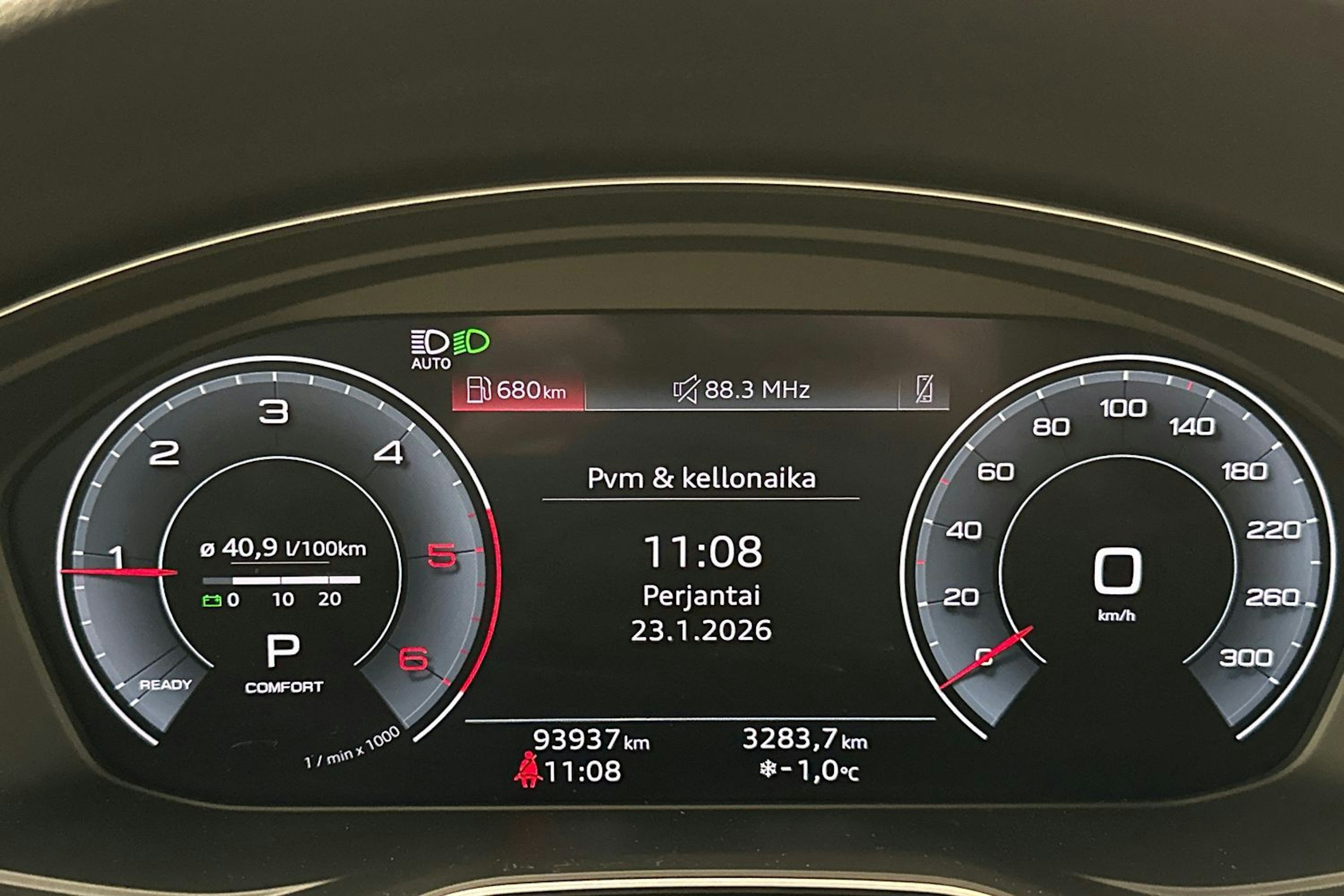 Punainen Audi A5 2020 kuva 16.