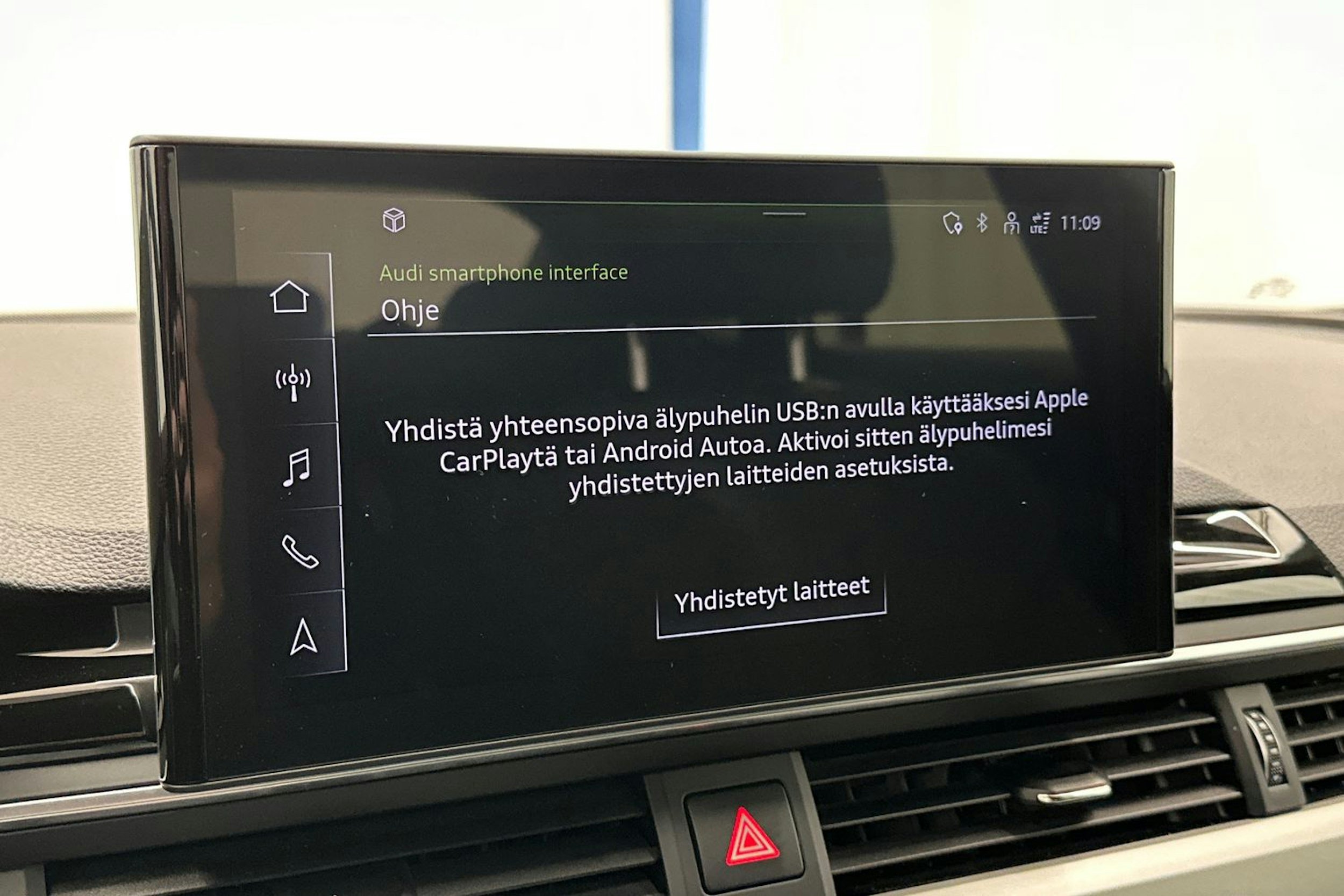 Punainen Audi A5 2020 kuva 17.