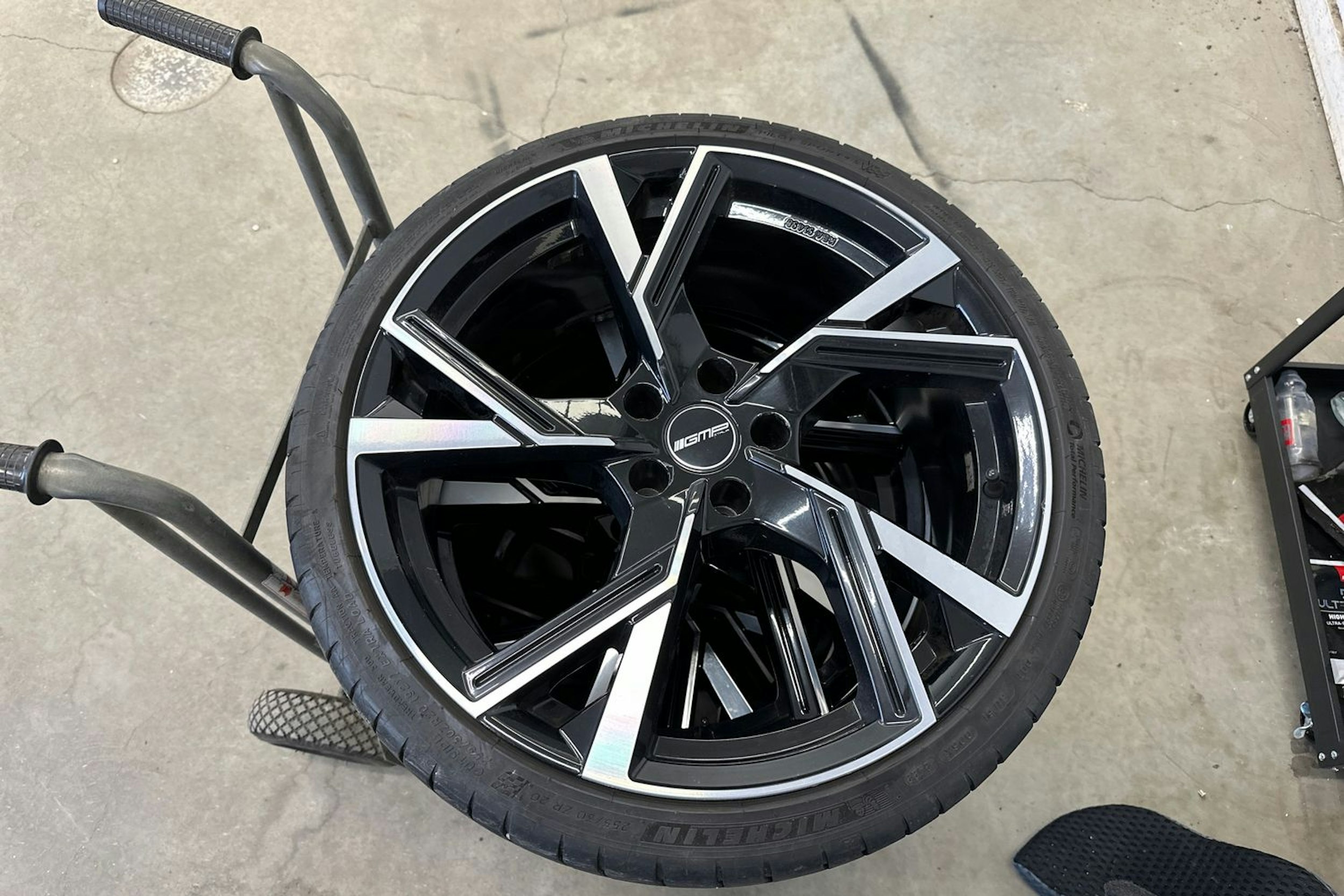 Punainen Audi A5 2020 kuva 28.