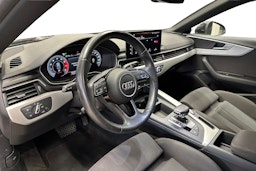 musta Audi A5 2021 kuva 7.
