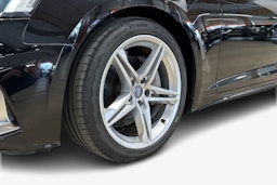 musta Audi A5 2021 kuva 11.