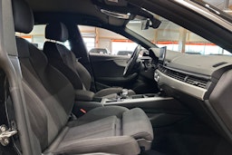 musta Audi A5 2021 kuva 15.