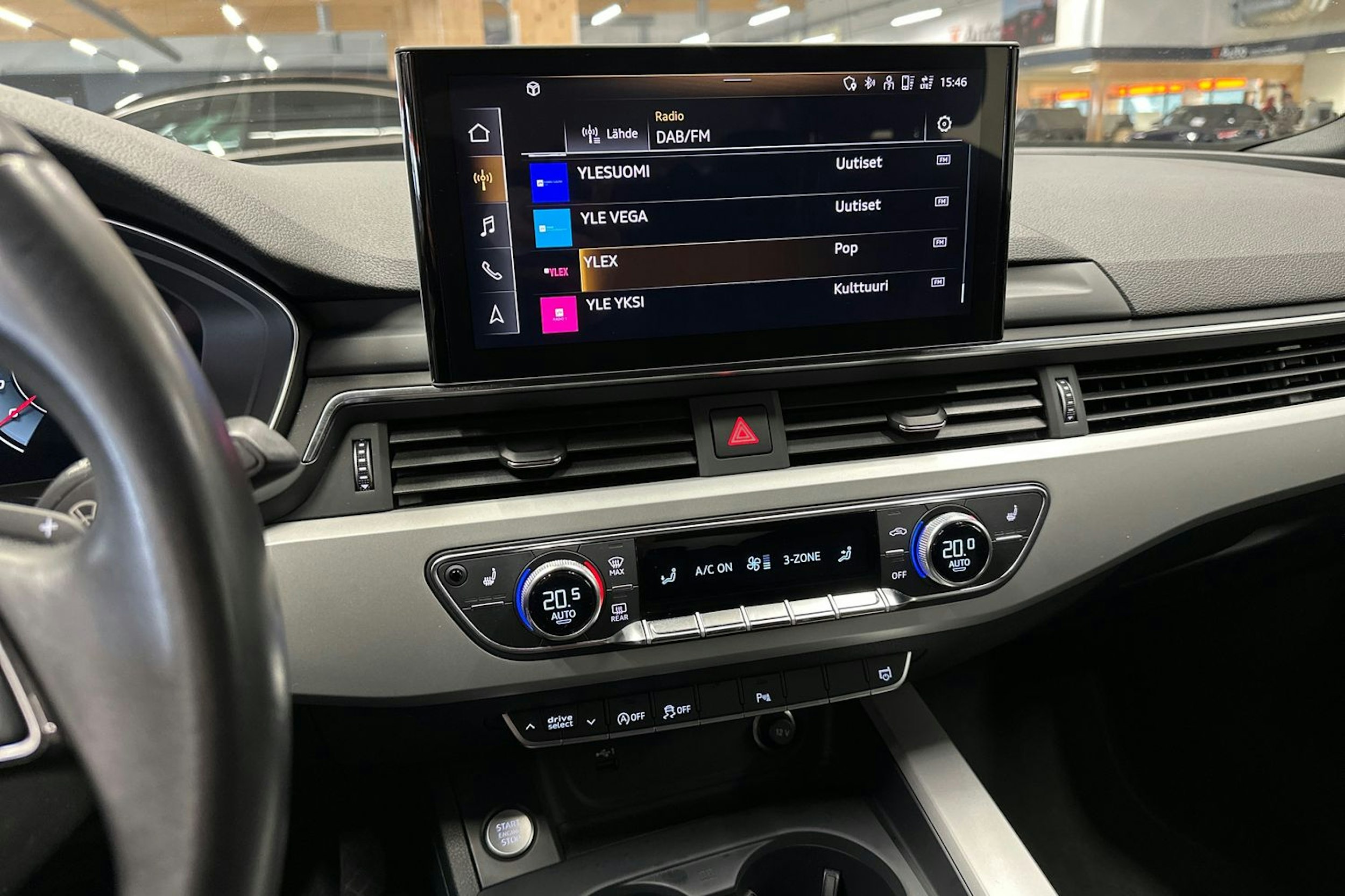 musta Audi A5 2021 kuva 21.