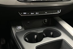 musta Audi A5 2021 kuva 22.
