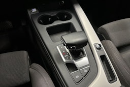 musta Audi A5 2021 kuva 23.