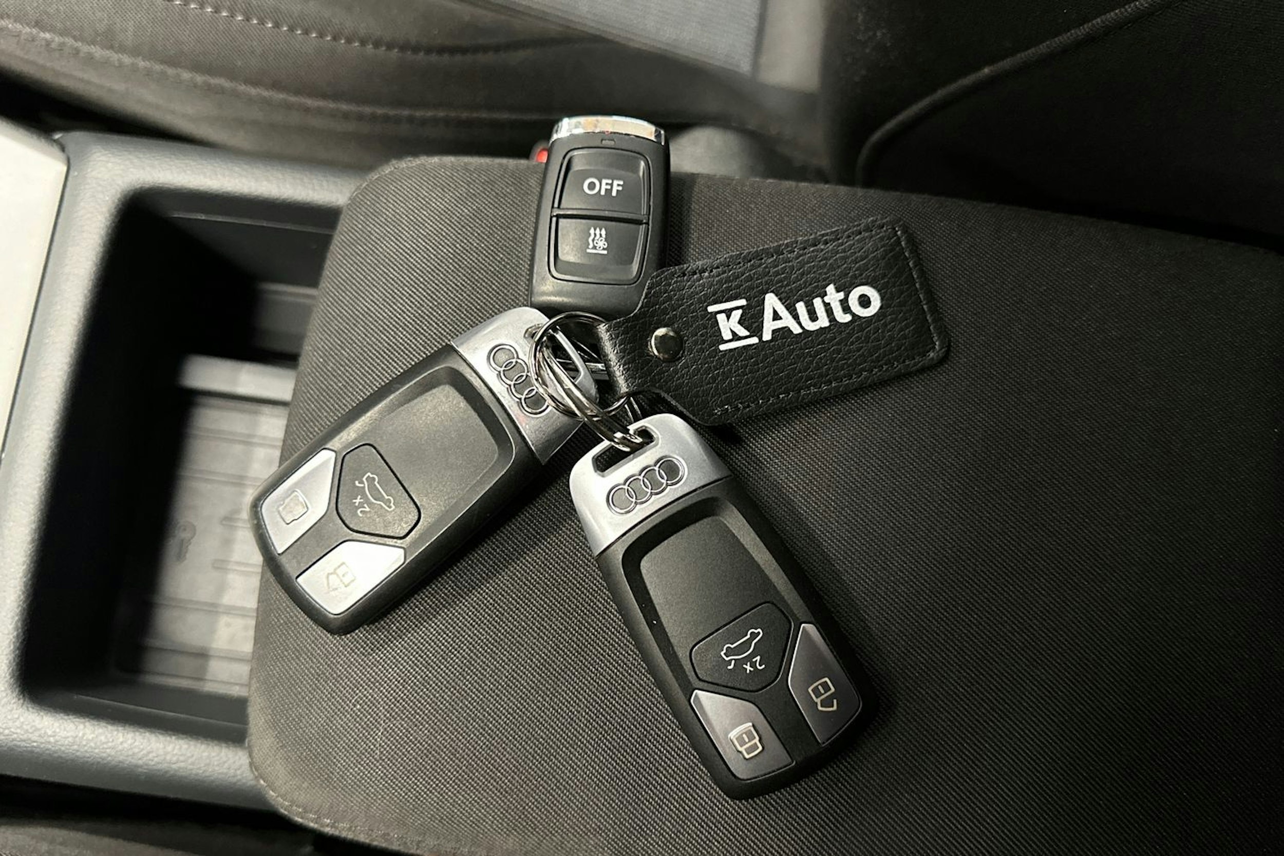 musta Audi A5 2021 kuva 25.