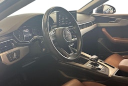 musta Audi A5 2021 kuva 7.