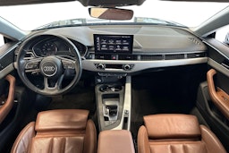 musta Audi A5 2021 kuva 9.