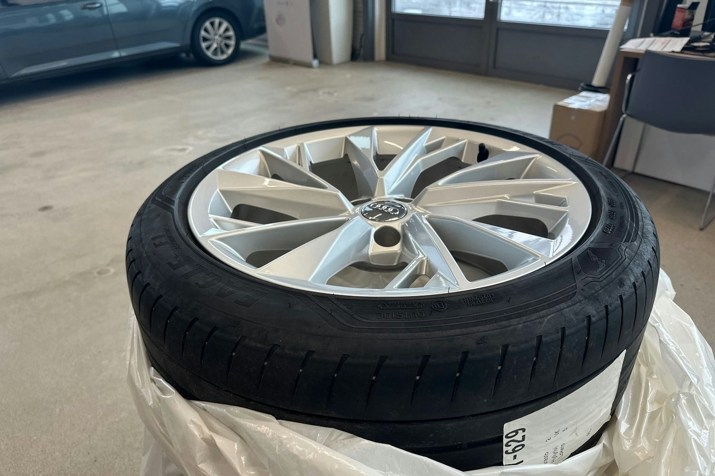 musta Audi A5 2021 kuva 15.