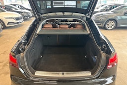 musta Audi A5 2021 kuva 16.