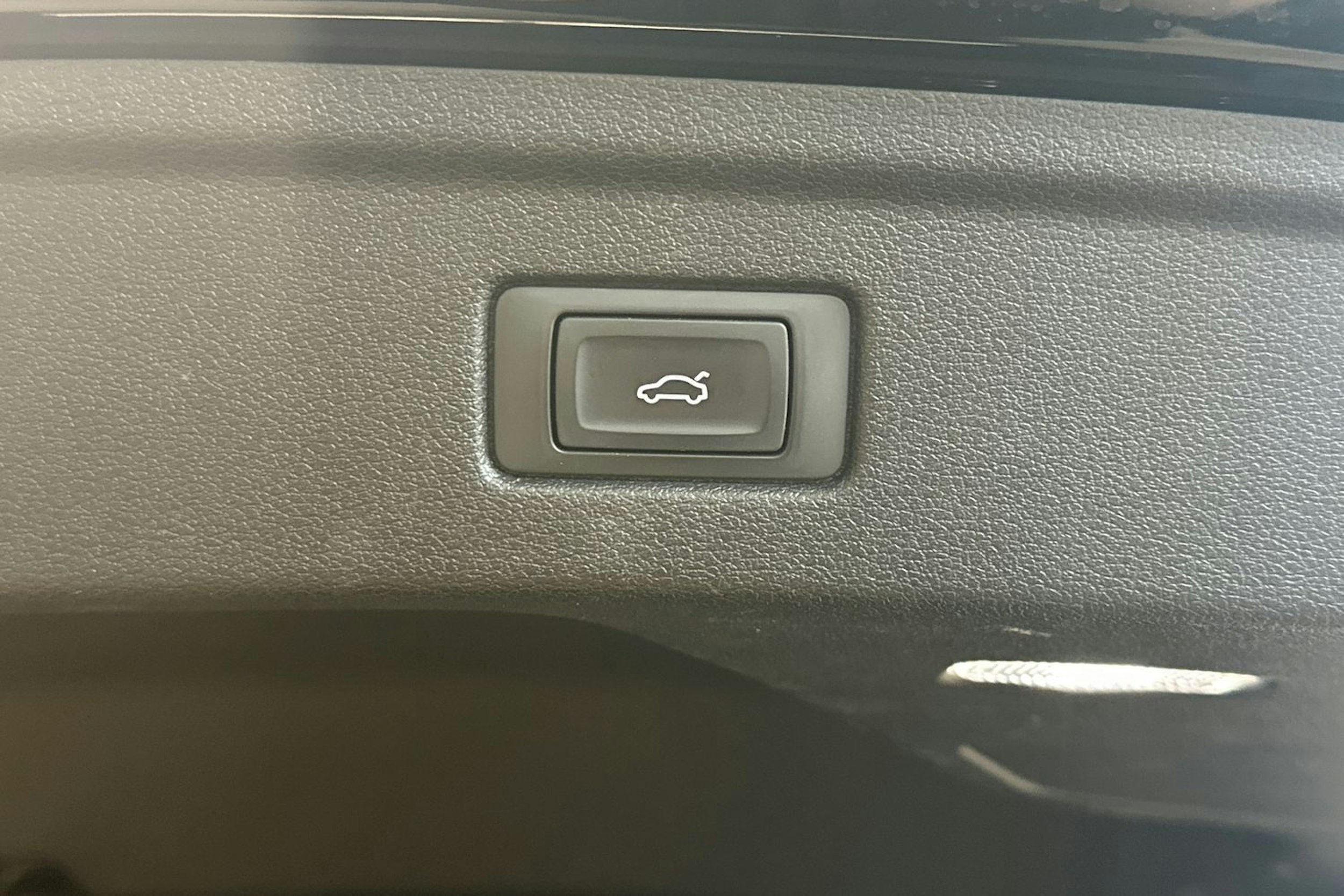 musta Audi A5 2021 kuva 17.