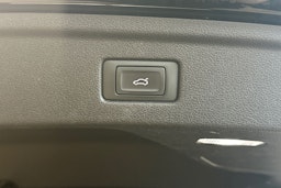 musta Audi A5 2021 kuva 17.