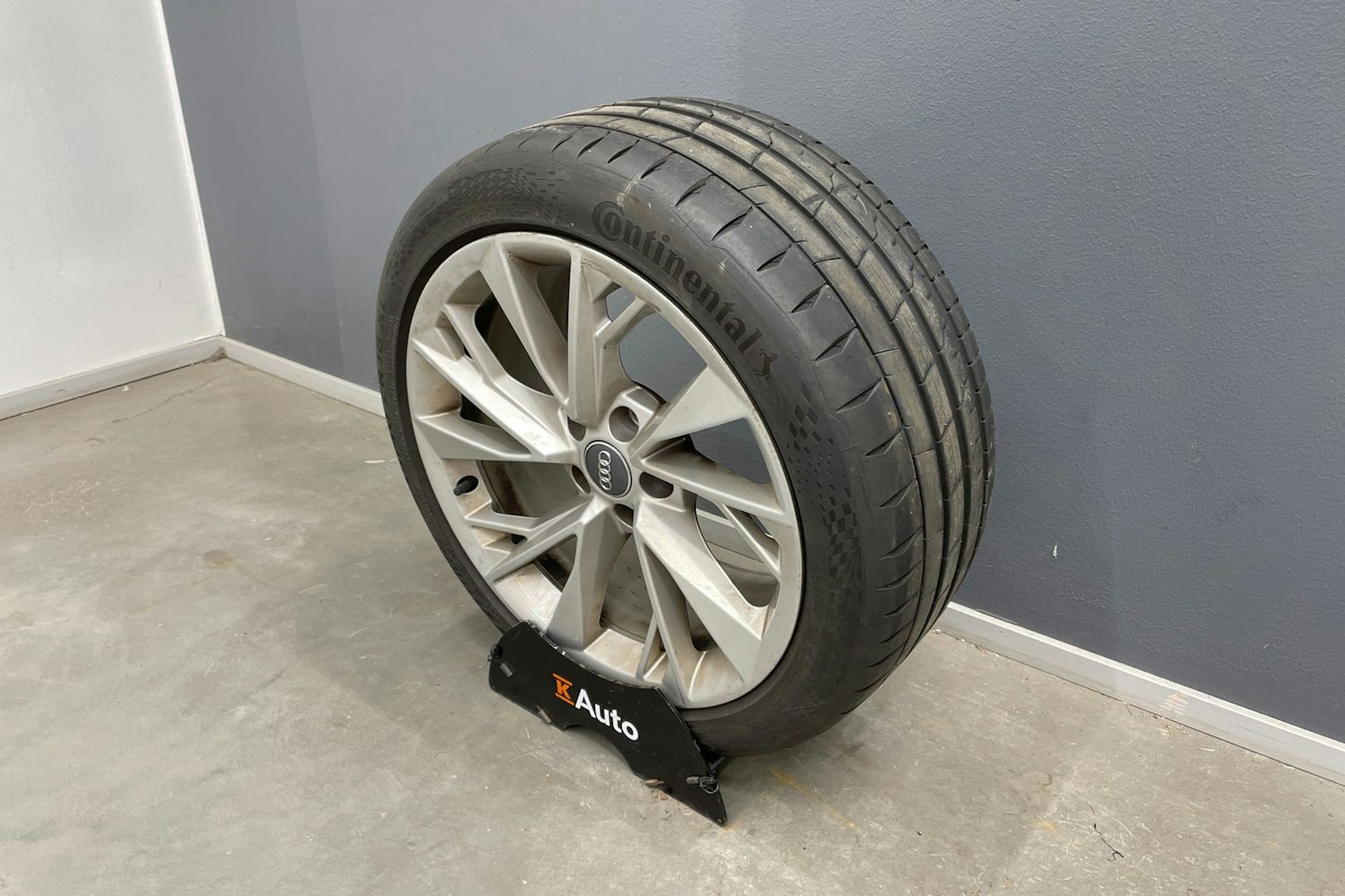 harmaa Audi A5 2021 kuva 14.