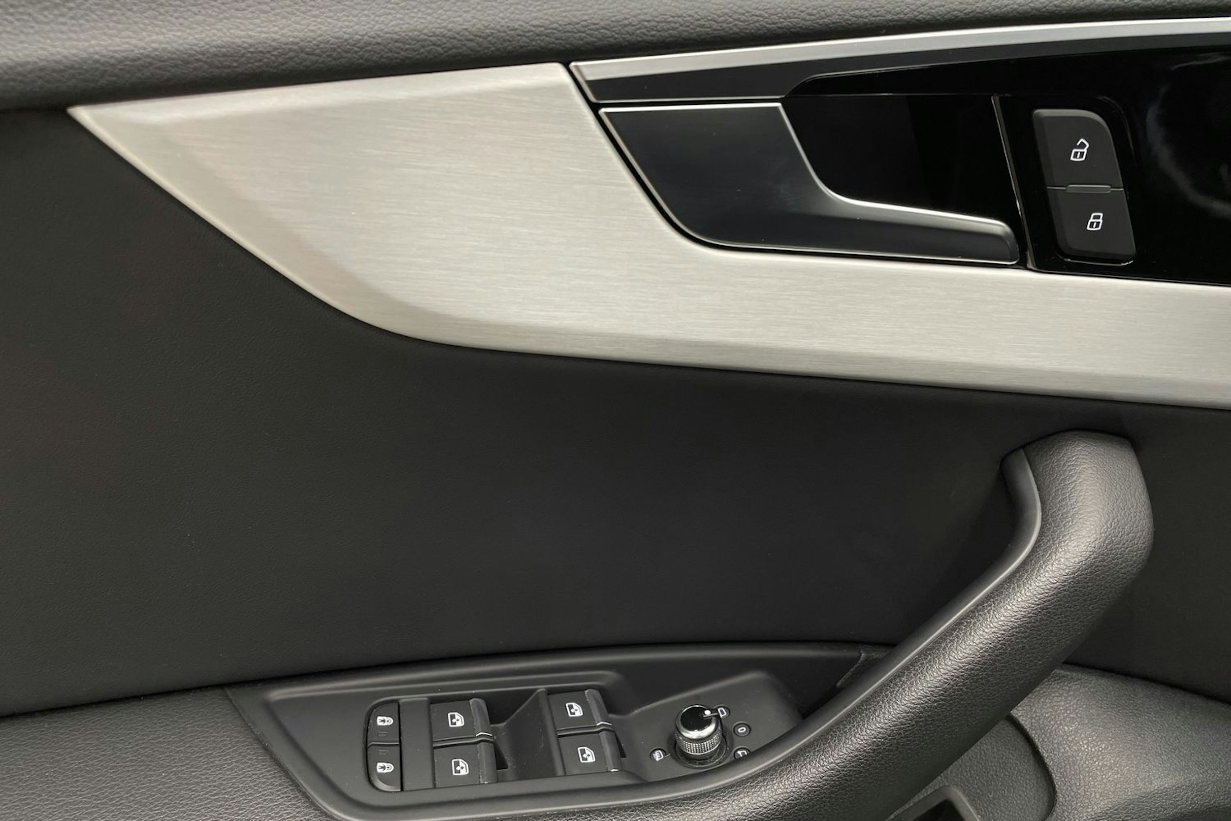 harmaa Audi A5 2021 kuva 29.