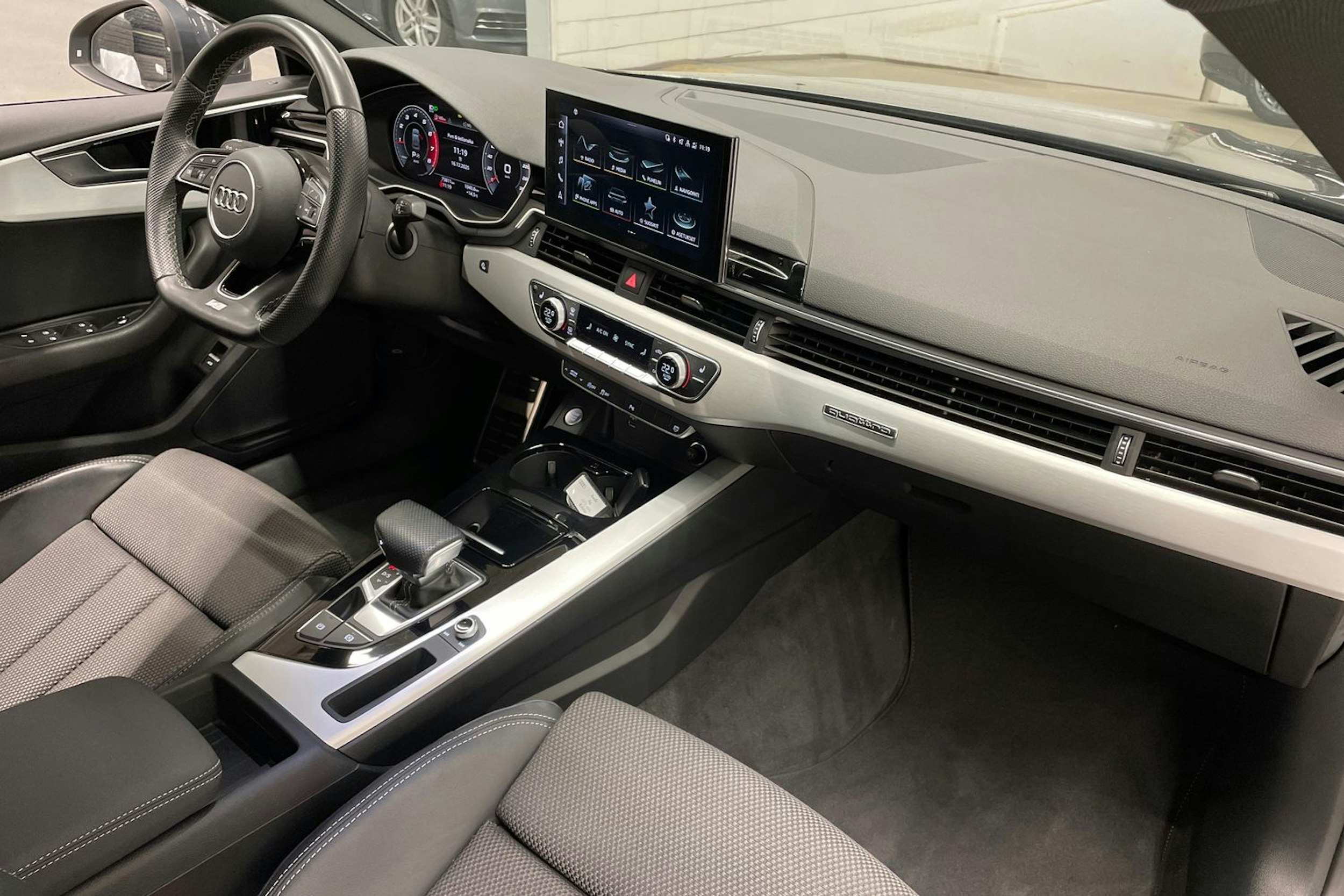 harmaa Audi A5 2021 kuva 32.