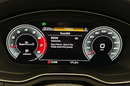valkoinen Audi A5 2021 kuva 12.