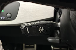 valkoinen Audi A5 2021 kuva 16.