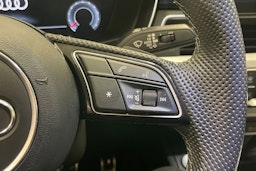 valkoinen Audi A5 2021 kuva 13.