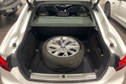 valkoinen Audi A5 2021 kuva 19.