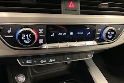 valkoinen Audi A5 2021 kuva 28.