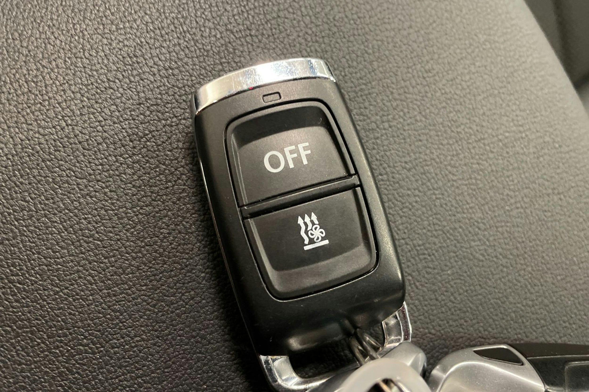 valkoinen Audi A5 2021 kuva 29.