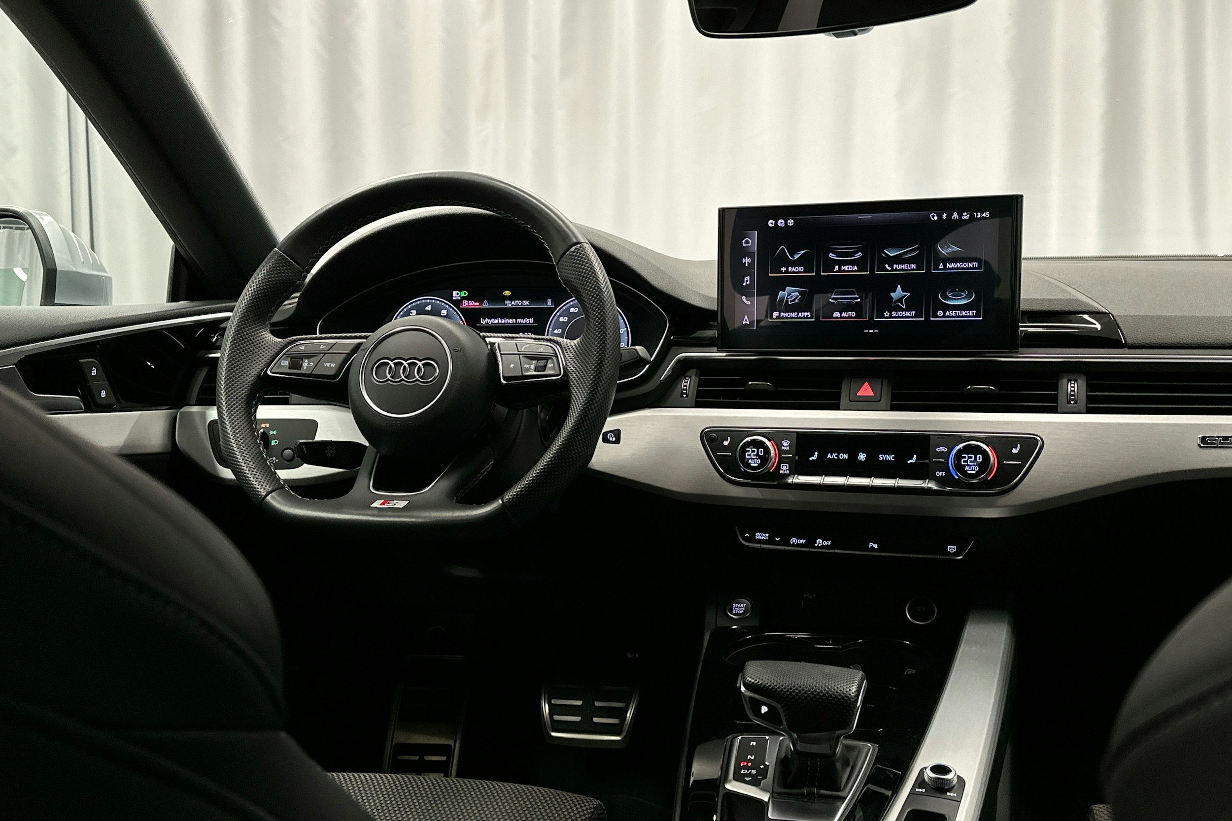 hopea Audi A5 2021 kuva 8.