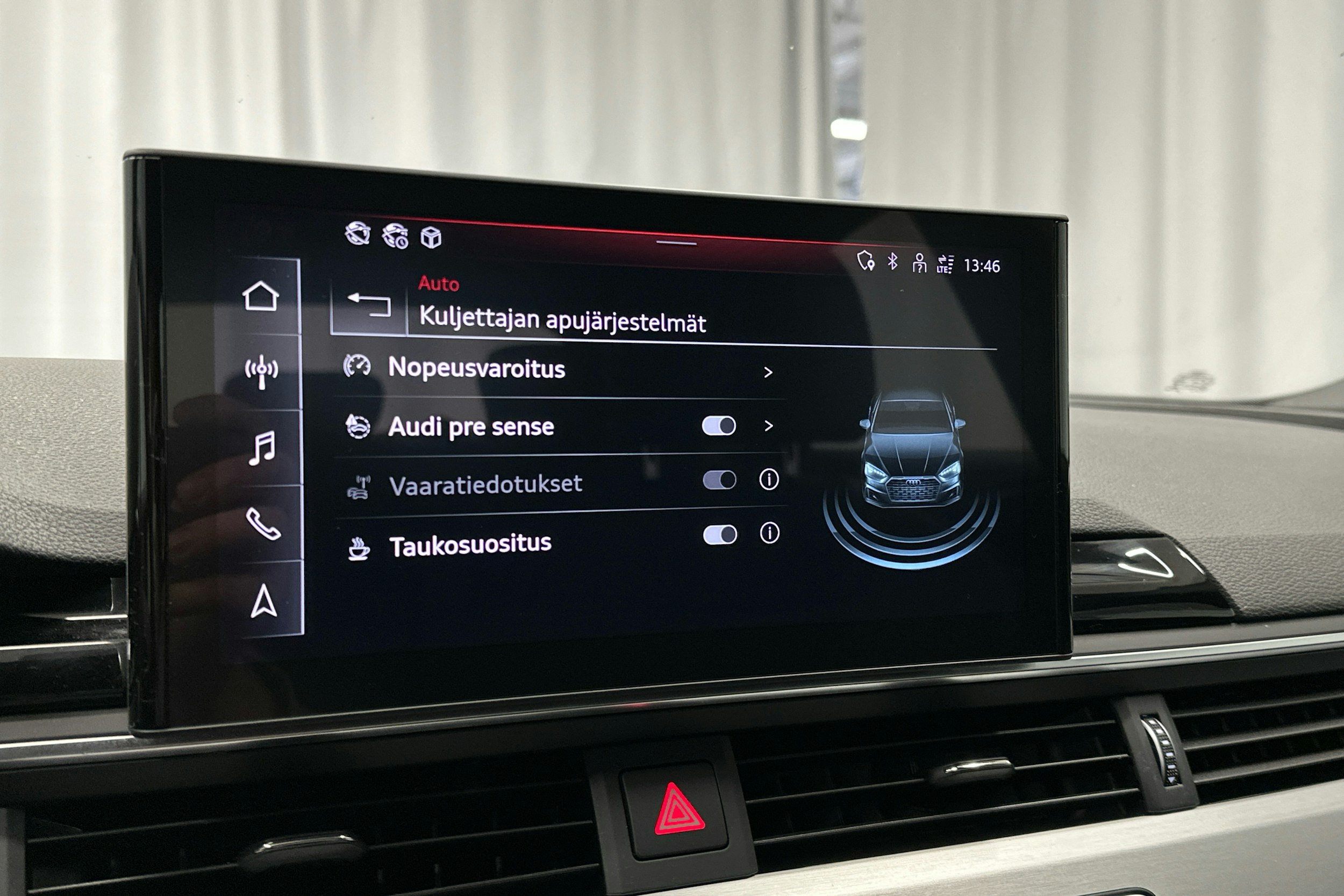 hopea Audi A5 2021 kuva 15.