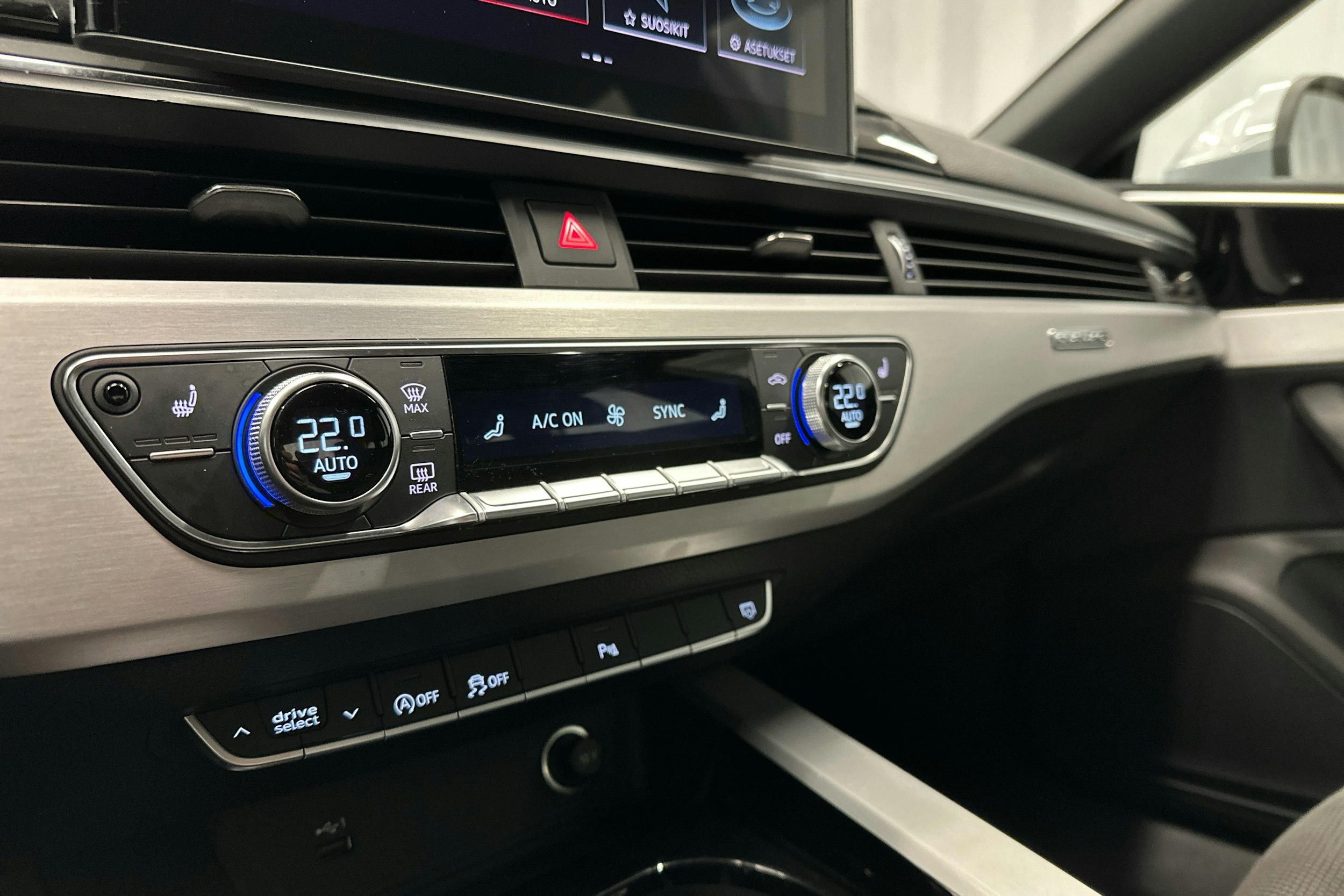 hopea Audi A5 2021 kuva 16.