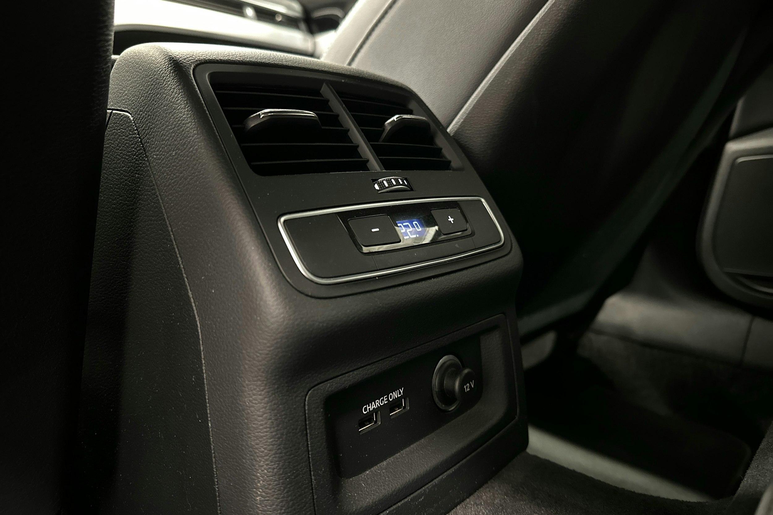 hopea Audi A5 2021 kuva 20.