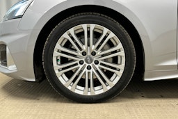 hopea Audi A5 2021 kuva 24.