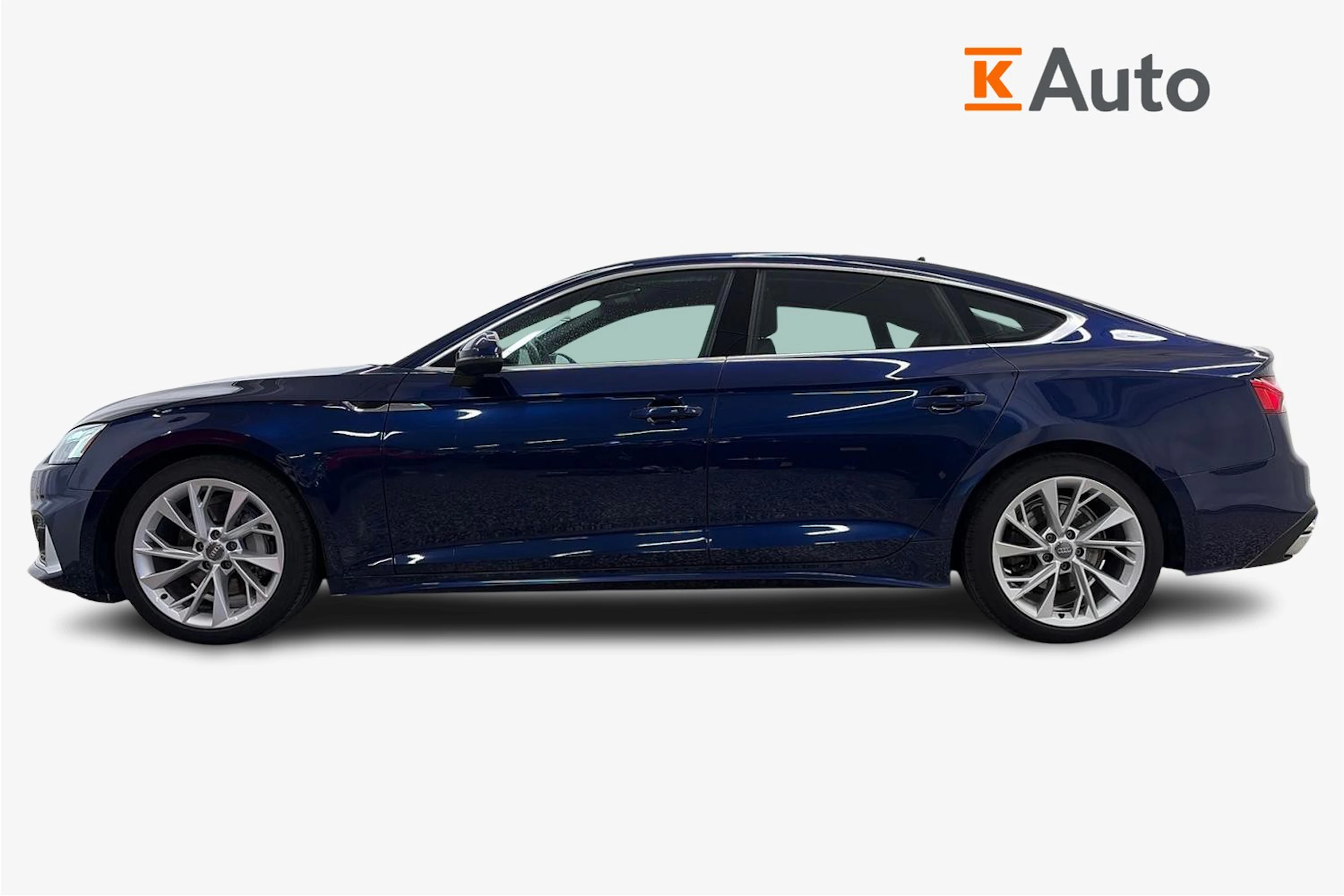 Sininen Audi A5 2021 kuva 5.